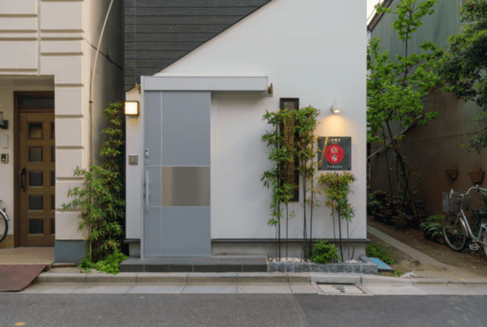 和風宿の玄関